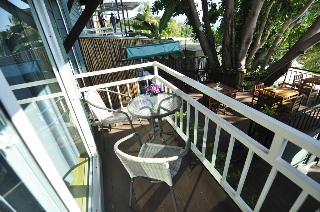 Standard Double Room with Garden View