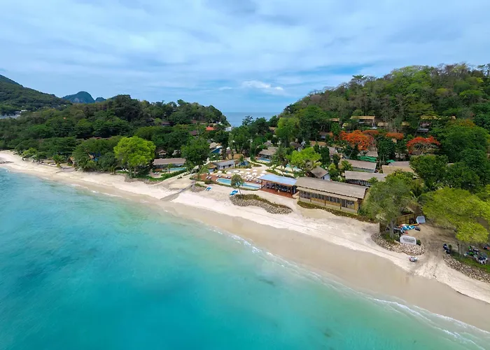 Family Hotel: Outrigger Phi Phi Island Resort